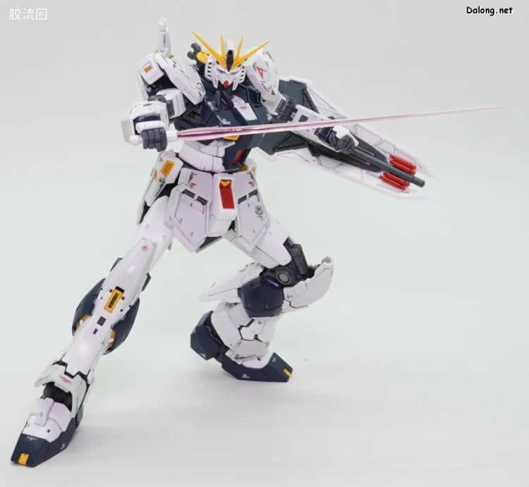 RG 1/144 Nu Gundam