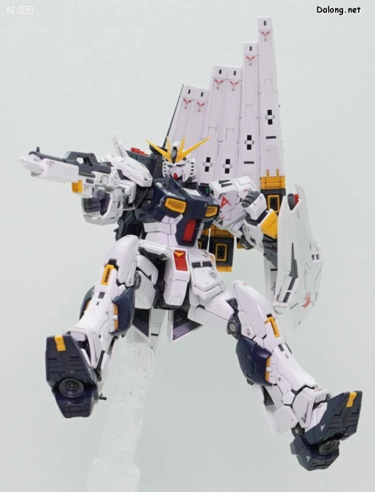 RG 1/144 Nu Gundam