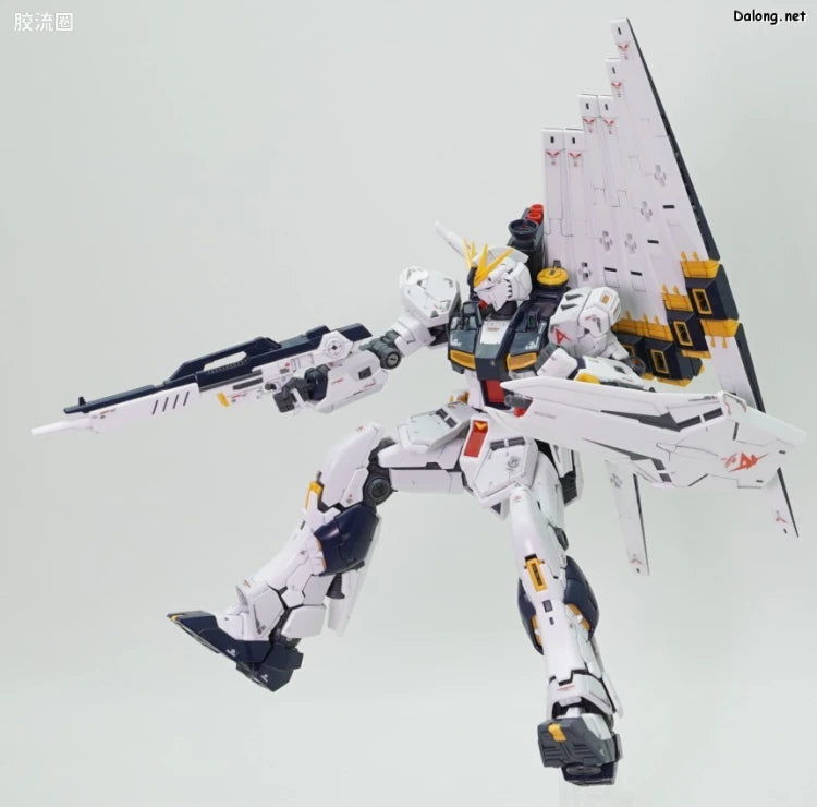 RG 1/144 Nu Gundam