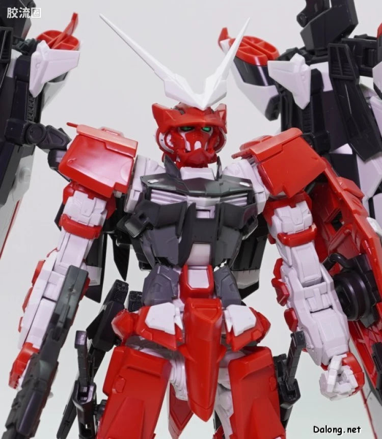 P-Bandai MG 1/100 MBF-02VV Gundam Astray Turn Red