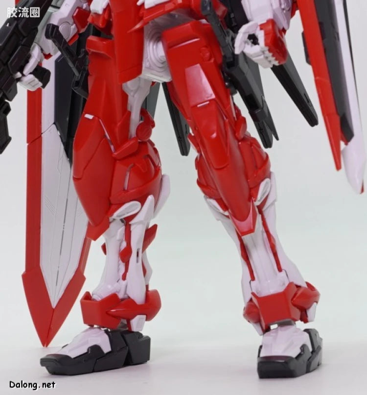 P-Bandai MG 1/100 MBF-02VV Gundam Astray Turn Red