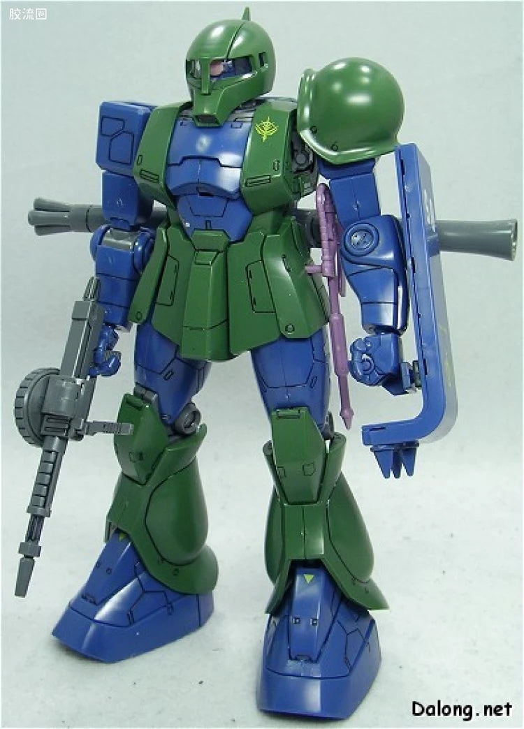 Bandai MG 1/100 MS-05B Zaku I