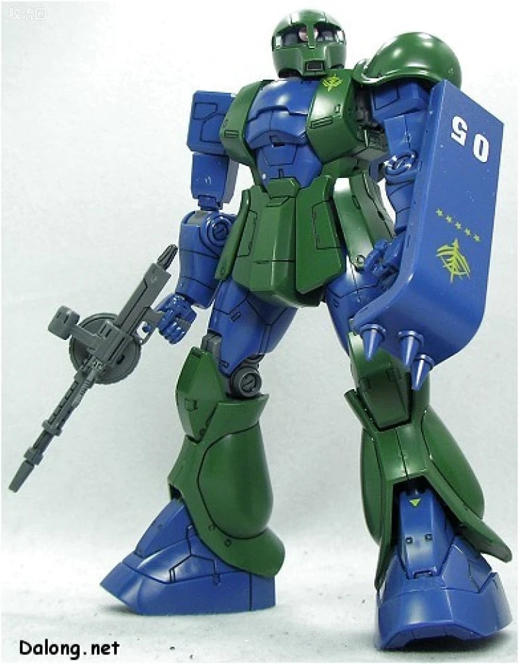 Bandai MG 1/100 MS-05B Zaku I