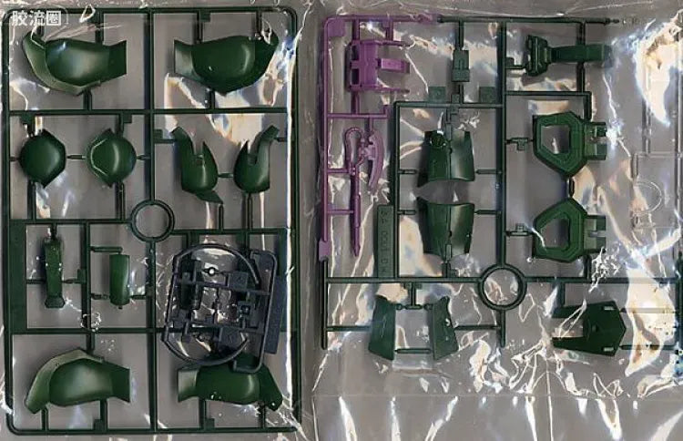 Bandai MG 1/100 MS-05B Zaku I