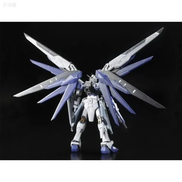 P-Bandai RG 1/144 ZGMF-X10A Freedom Gundam Deactive Mode