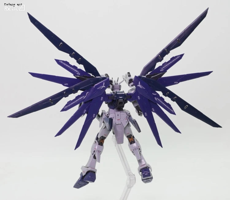 P-Bandai RG 1/144 ZGMF-X10A Freedom Gundam Deactive Mode