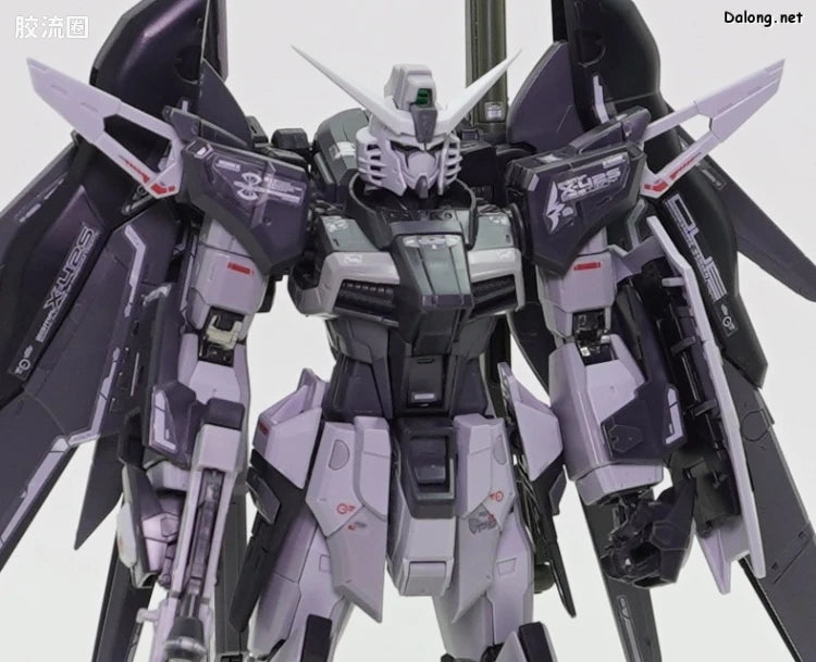 P-Bandai RG 1/144 ZGMF-X42S Destiny Gundam Deactive Mode