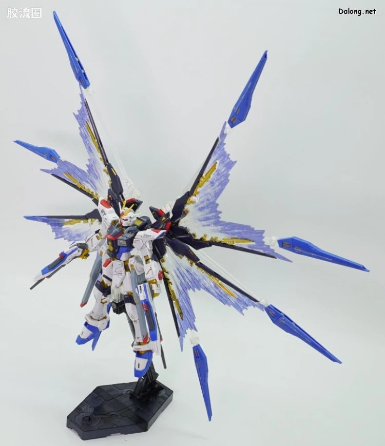 P-Bandai RG 1/144 Expansion Effect Unit “Wings in the Sky” for ZGMF-X20A Strike Freedom Gundam