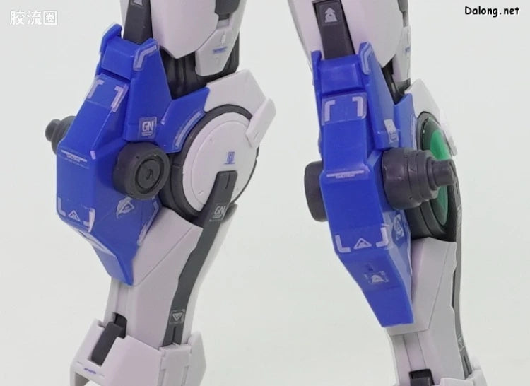 P-Bandai RG 1/144 GN-0000GNHW/7S 00 Gundam Seven Sword