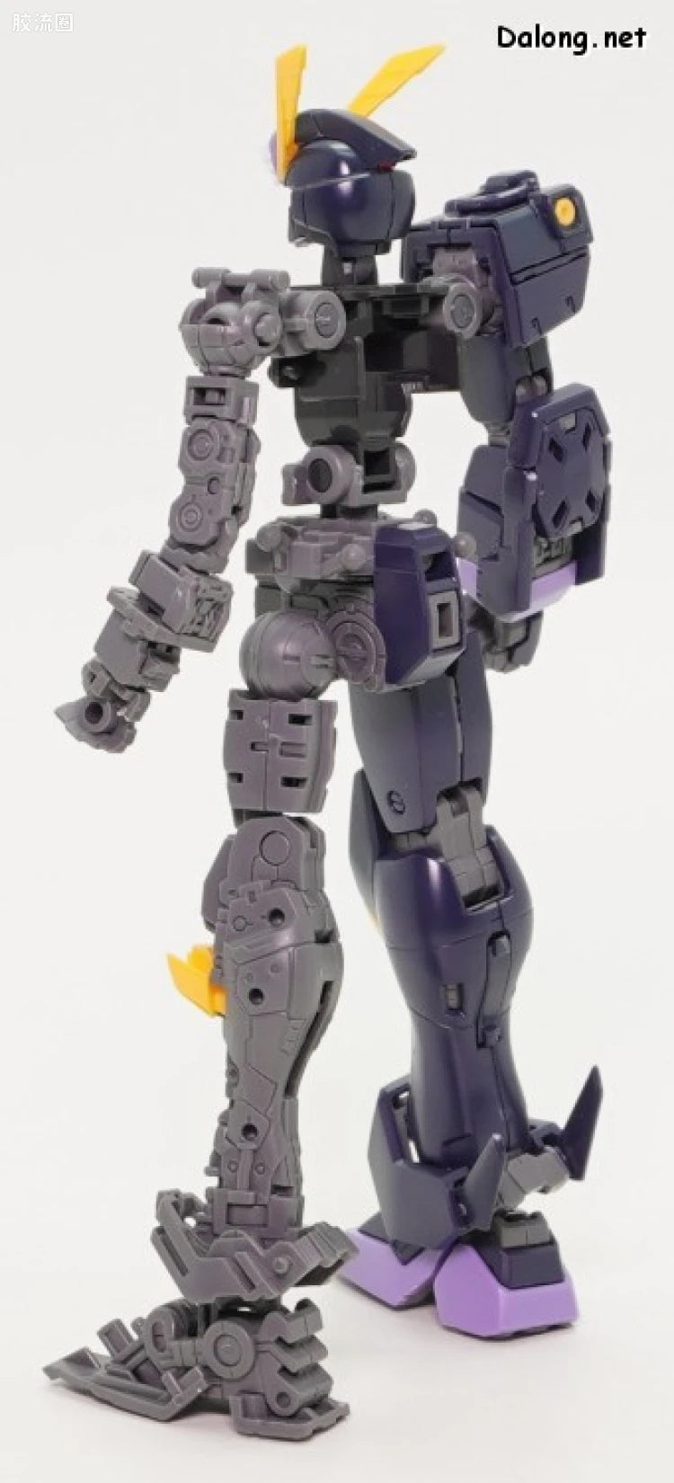P-Bandai RG 1/144 XM-X2 Crossbone Gundam X2