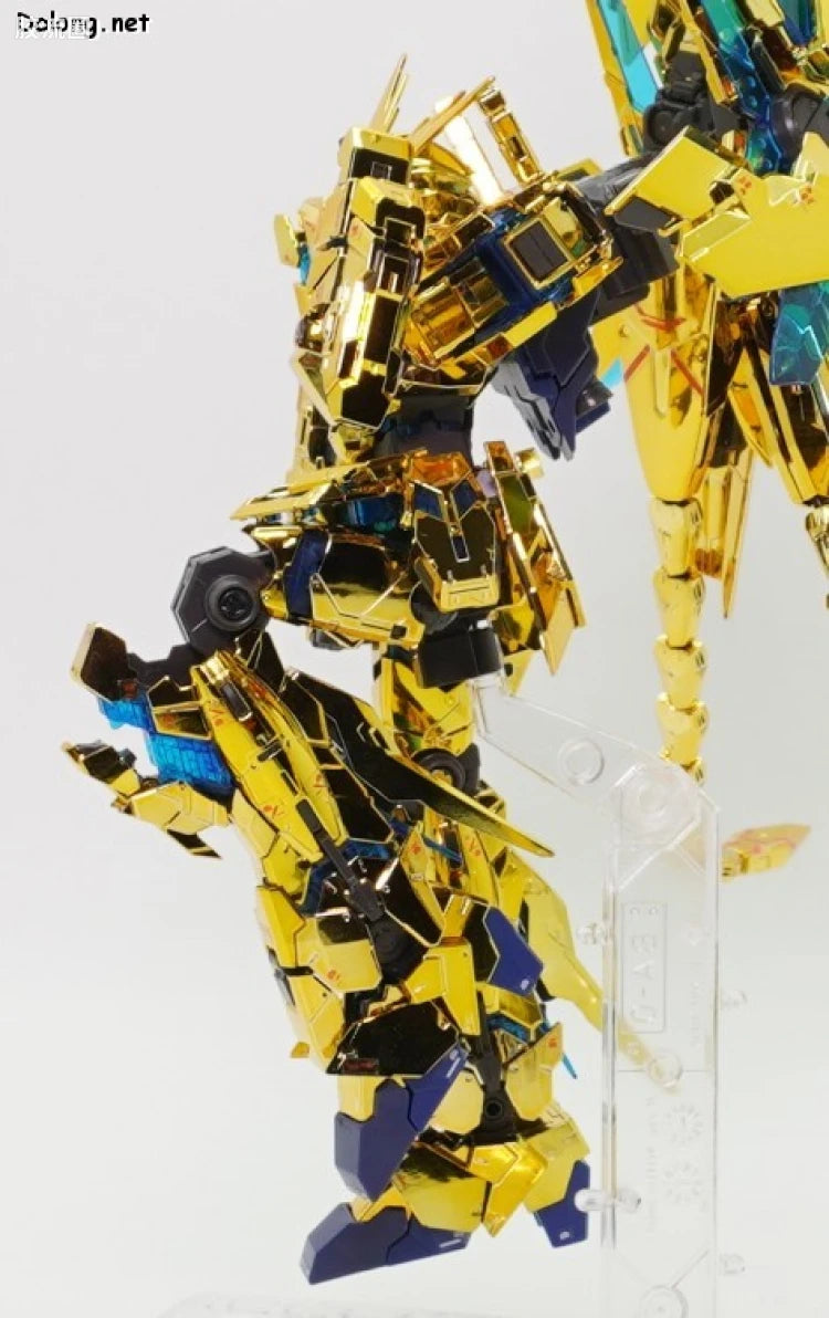 P-Bandai RG 1/144 RX-0 Unicorn Gundam 03 Phenex (Narrative Ver.)