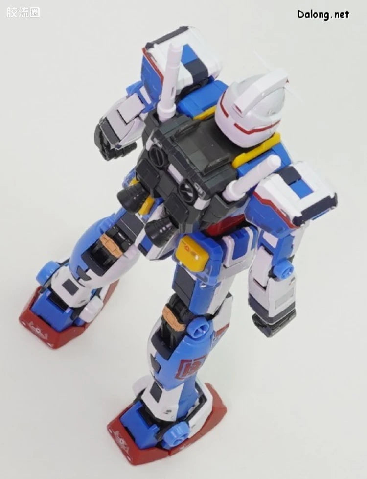 P-Bandai RG 1/144 RX-78-2 Gundam (Team Bright Custom)