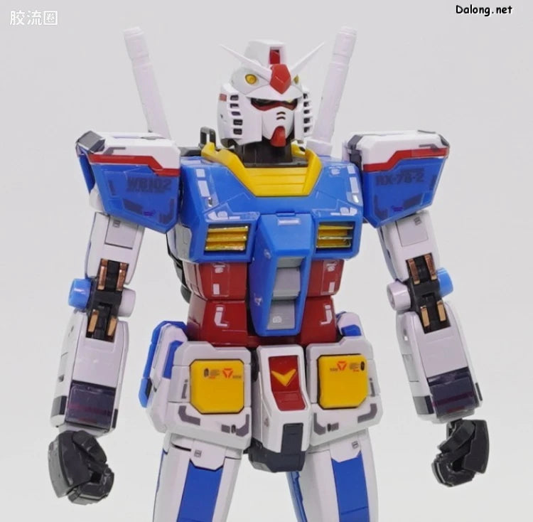 P-Bandai RG 1/144 RX-78-2 Gundam (Team Bright Custom)