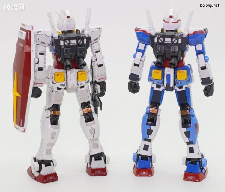 P-Bandai RG 1/144 RX-78-2 Gundam (Team Bright Custom)