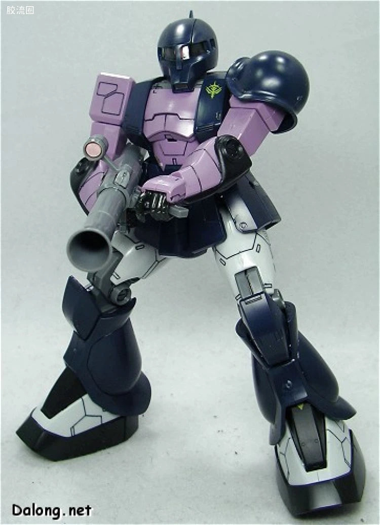 Bandai MG 1/100 MS-05B Zaku I (Black Tri-Stars)