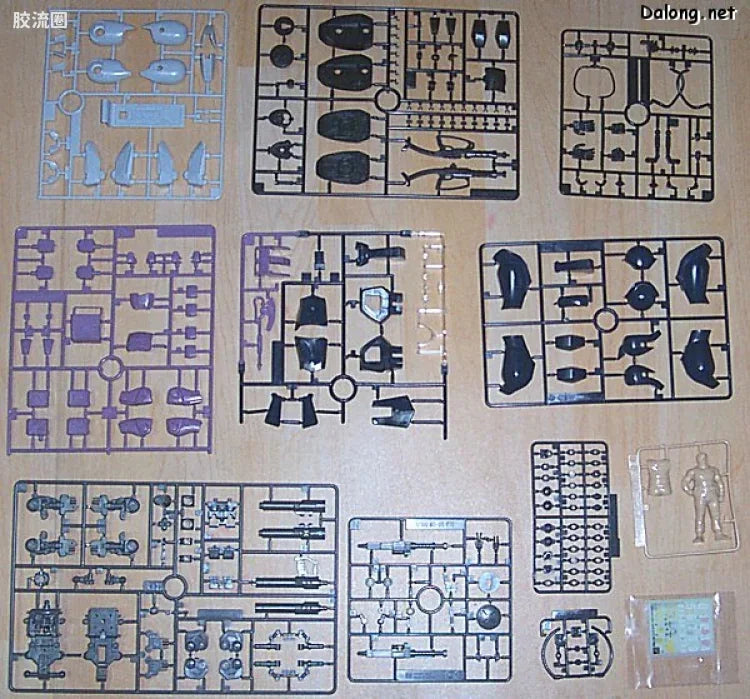 Bandai MG 1/100 MS-05B Zaku I (Black Tri-Stars)