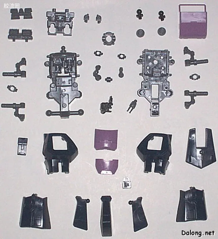 Bandai MG 1/100 MS-05B Zaku I (Black Tri-Stars)