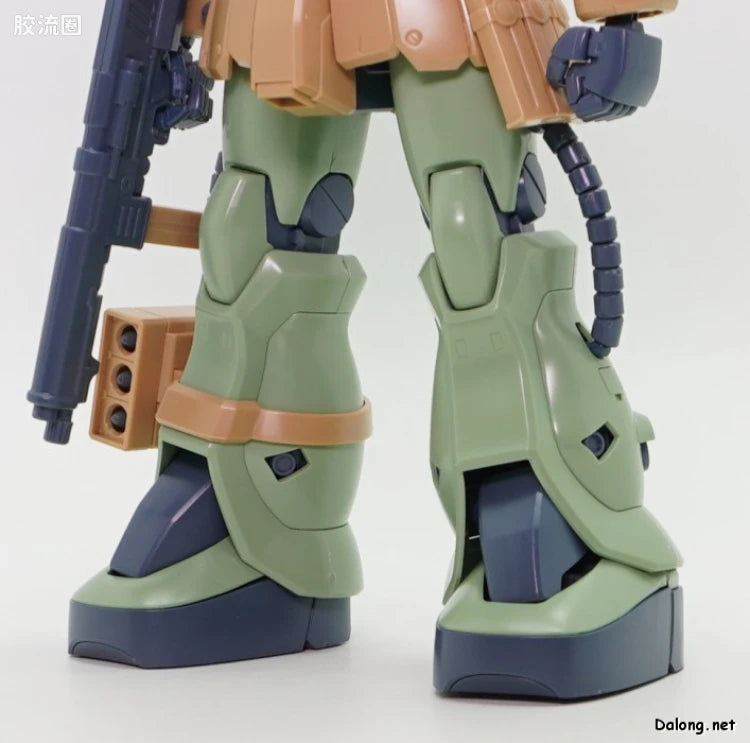 P-Bandai MG 1/100 MS-06F-2 Zaku II F2 (Kimberlite Base Spec)