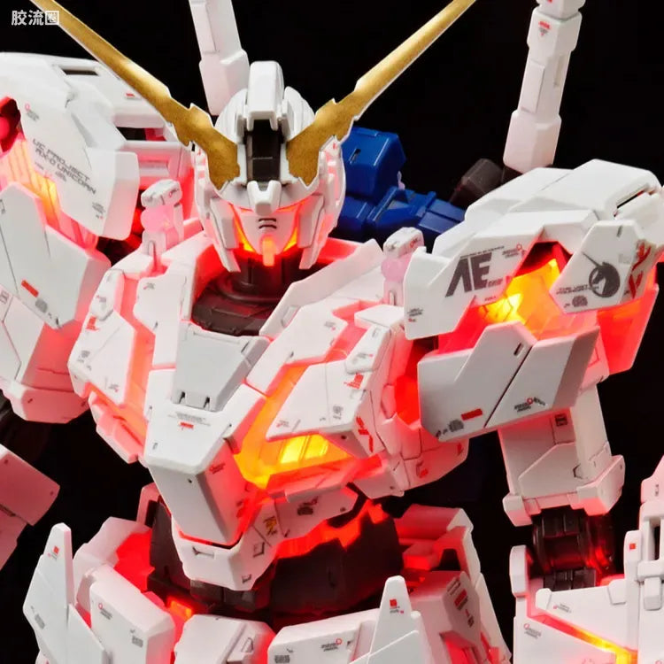 P-Bandai RG 1/144 RX-0 Unicorn Gundam (Destroy Mode) Ver.TWC (Lighting Model)