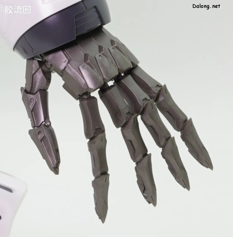 P-Bandai MG 1/100 Qubeley Damned