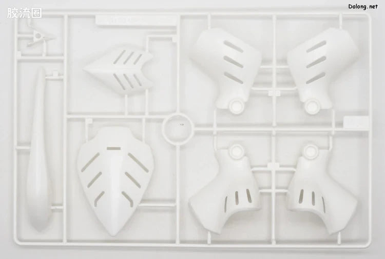 P-Bandai MG 1/100 Qubeley Damned