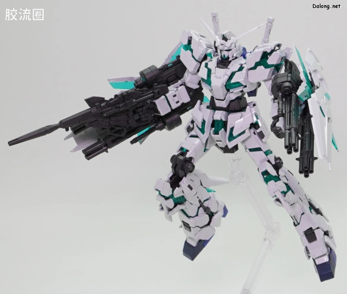 RG 1/144 Unicorn Gundam (Final Battle Ver.) [Special Coating]