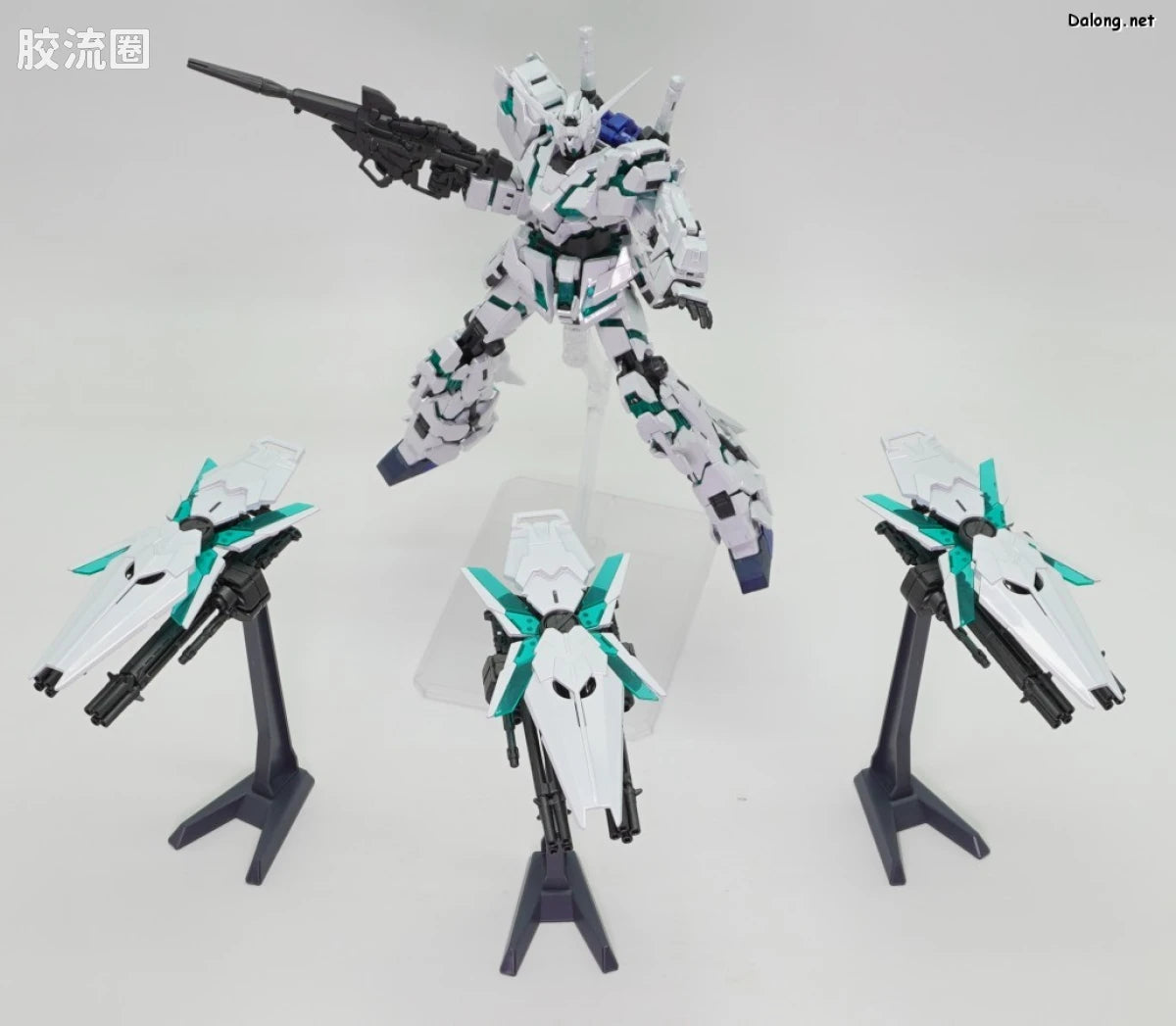 RG 1/144 Unicorn Gundam (Final Battle Ver.) [Special Coating]
