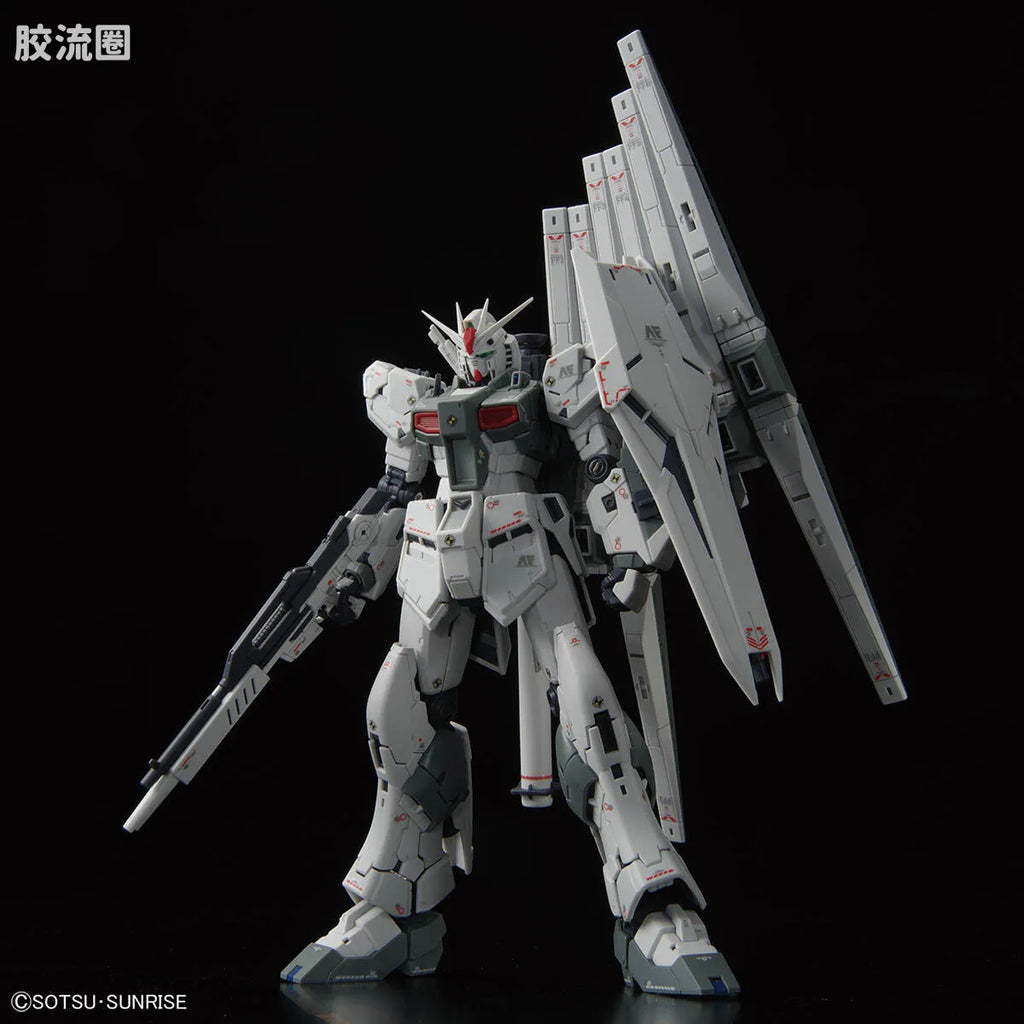 RG 1/144 Nu Gundam (First Lot Color Ver.)