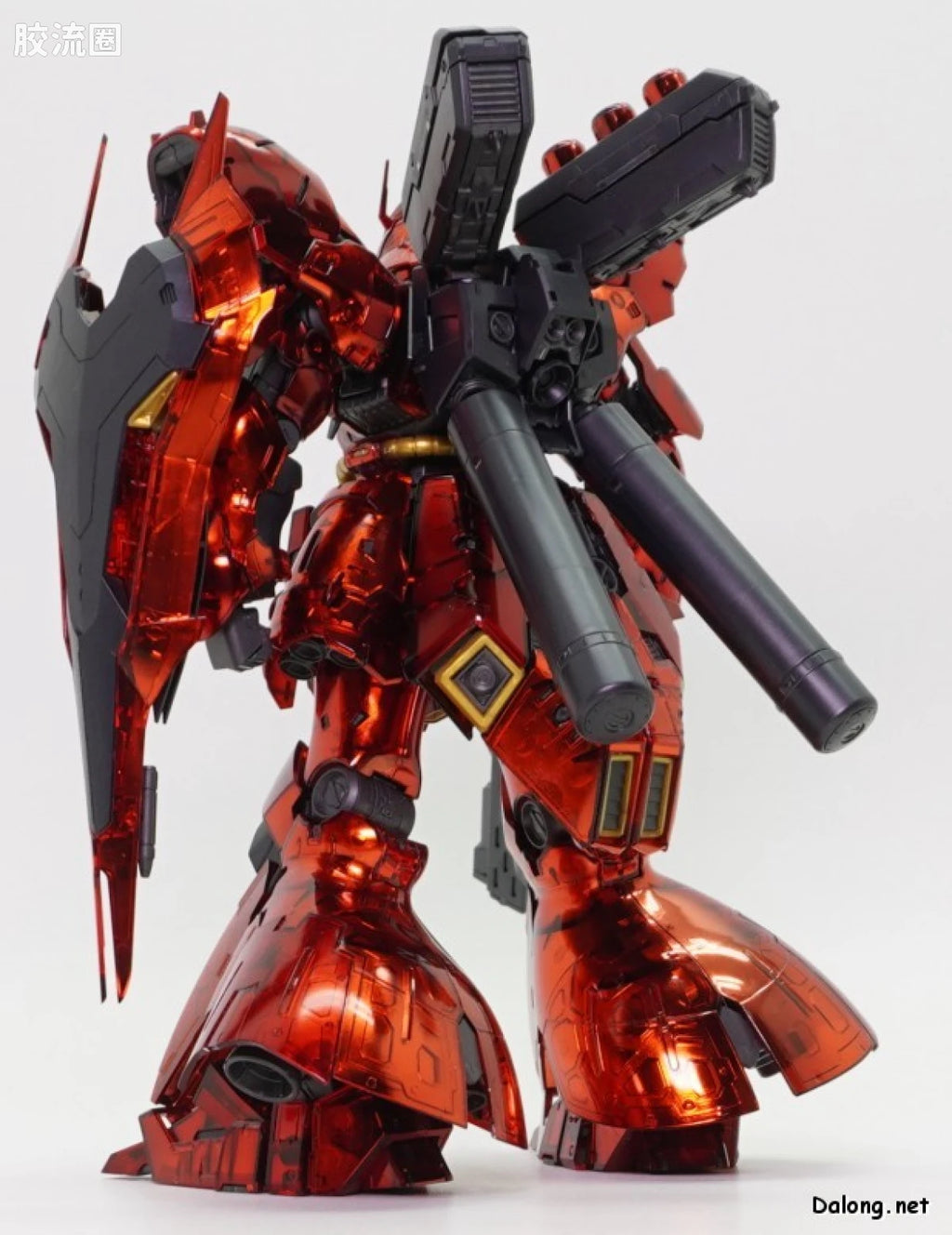 RG 1/144 Sazabi [Mechanical Core Plating]