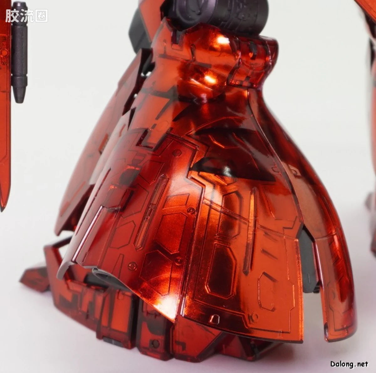 RG 1/144 Sazabi [Mechanical Core Plating]