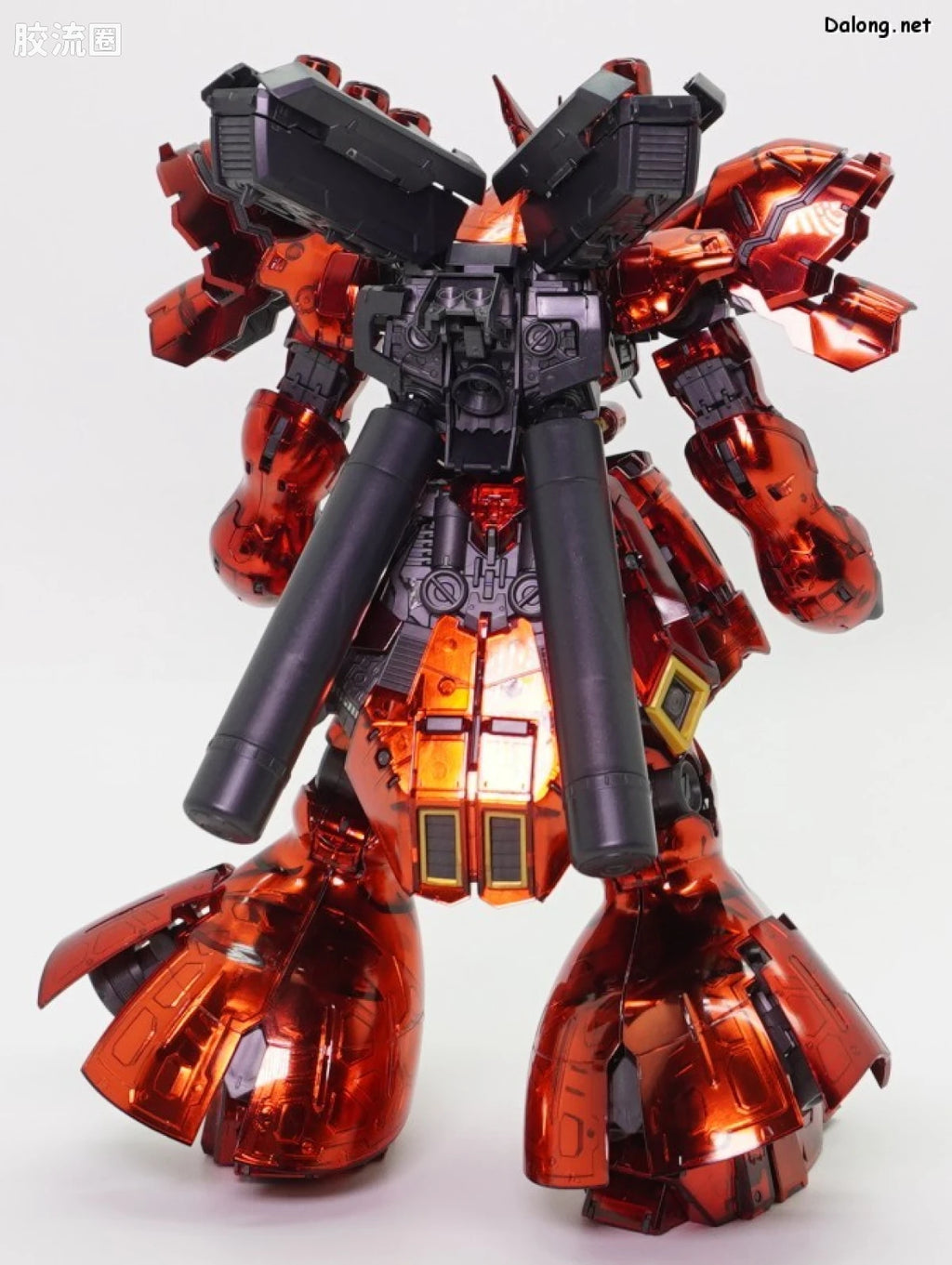 RG 1/144 Sazabi [Mechanical Core Plating]