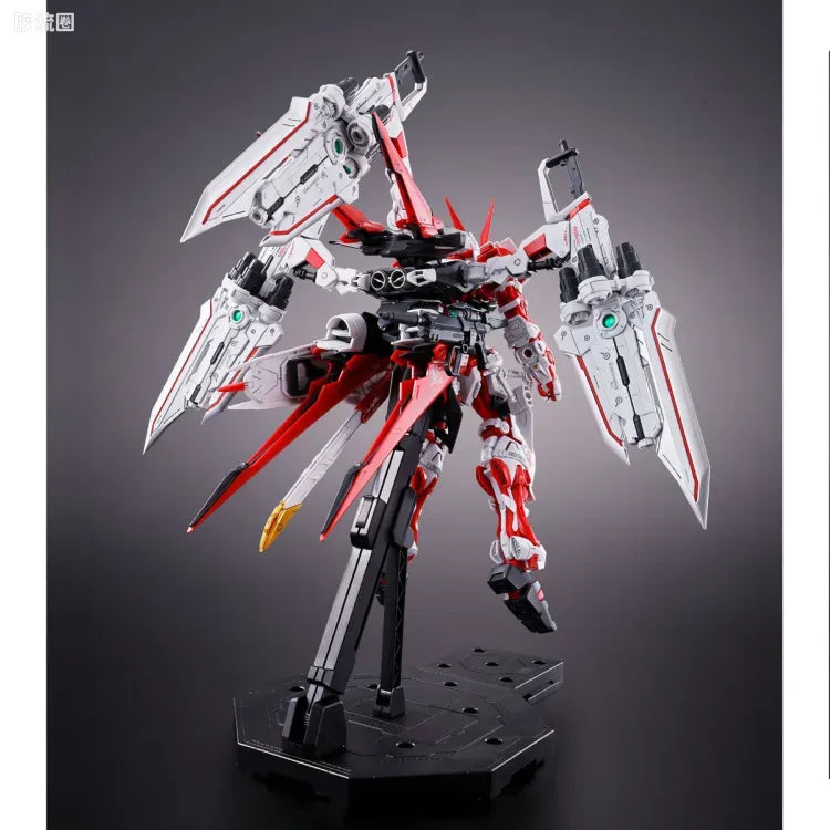 P-Bandai MG 1/100 Gundam Astray Red Dragon