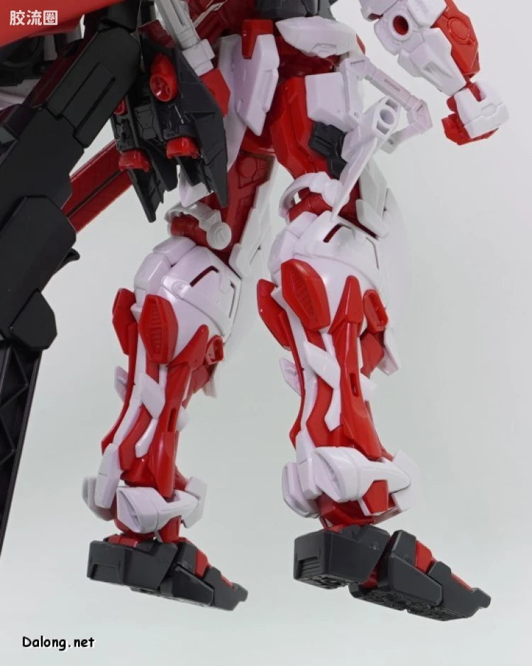 P-Bandai MG 1/100 Gundam Astray Red Dragon