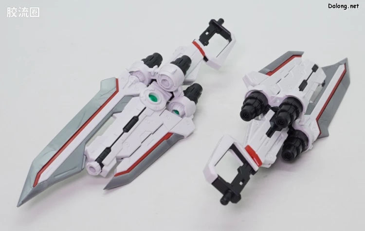 P-Bandai MG 1/100 Gundam Astray Red Dragon