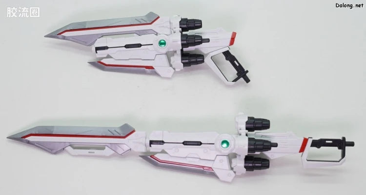 P-Bandai MG 1/100 Gundam Astray Red Dragon