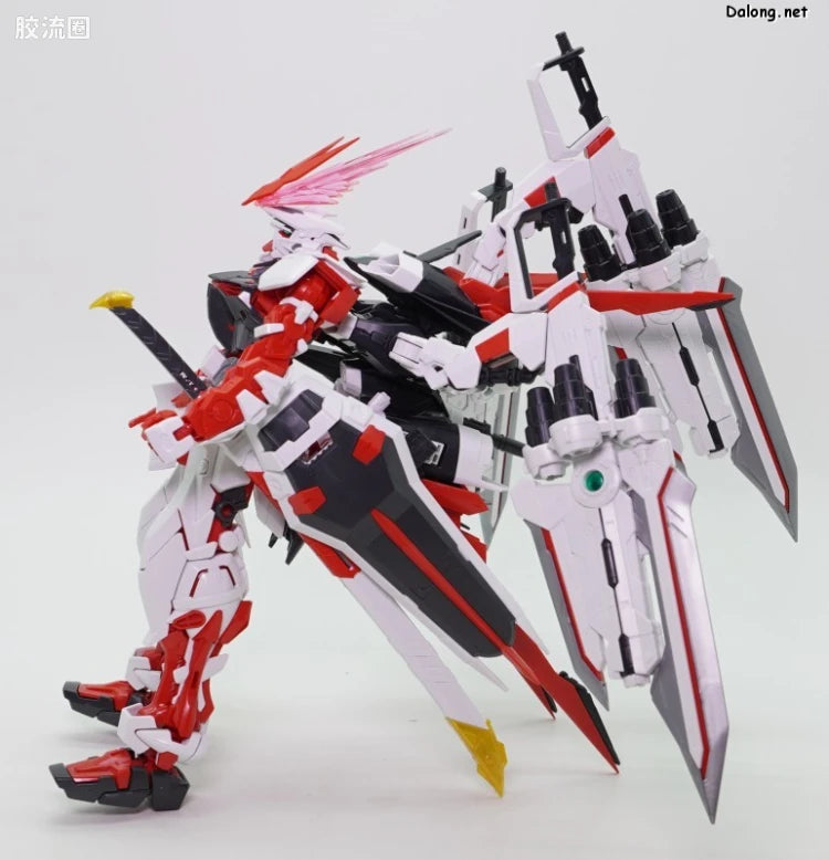 P-Bandai MG 1/100 Gundam Astray Red Dragon