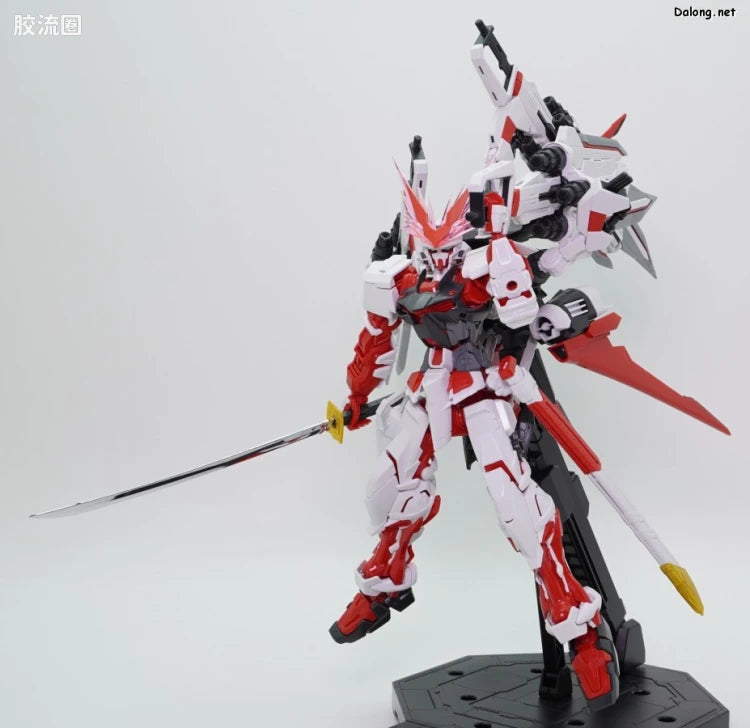 P-Bandai MG 1/100 Gundam Astray Red Dragon