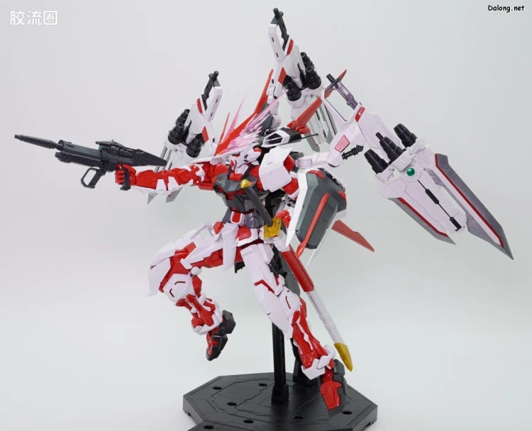 P-Bandai MG 1/100 Gundam Astray Red Dragon