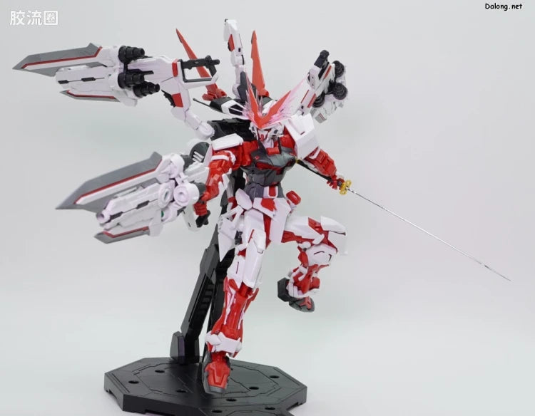 P-Bandai MG 1/100 Gundam Astray Red Dragon