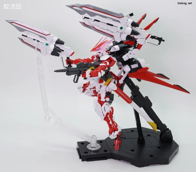 P-Bandai MG 1/100 Gundam Astray Red Dragon