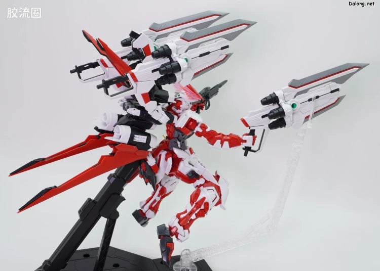 P-Bandai MG 1/100 Gundam Astray Red Dragon