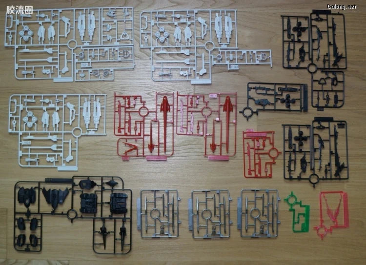 P-Bandai MG 1/100 Gundam Astray Red Dragon