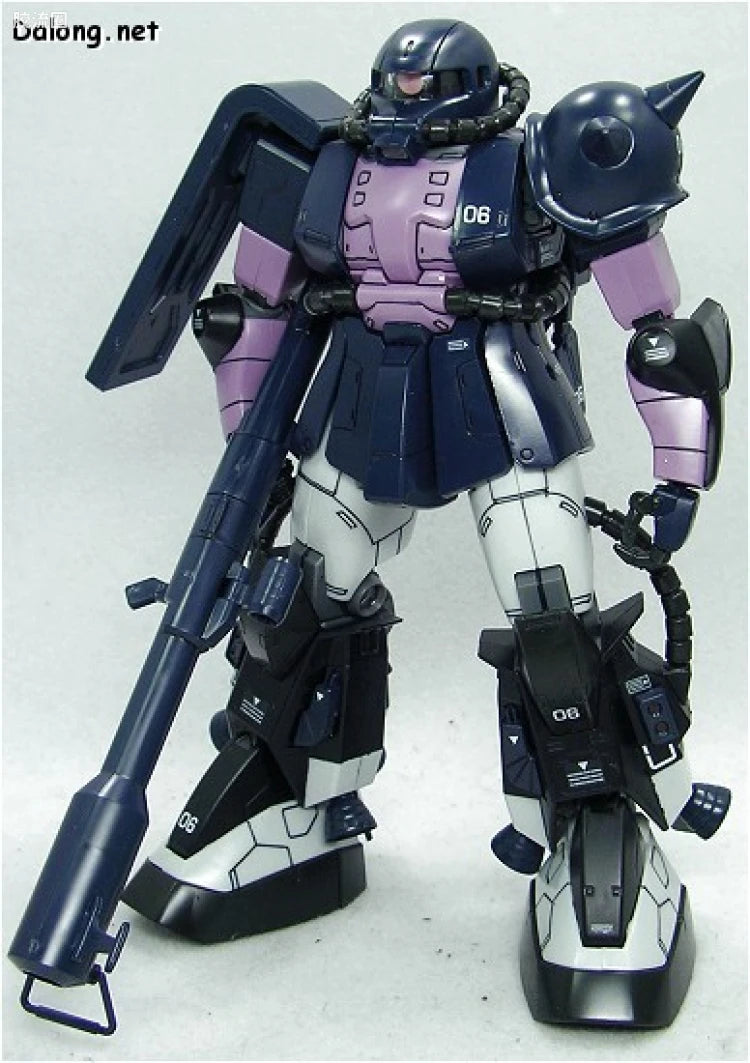 Bandai MG 1/100 MS-06R-1A Zaku II (Black Tri-Stars)