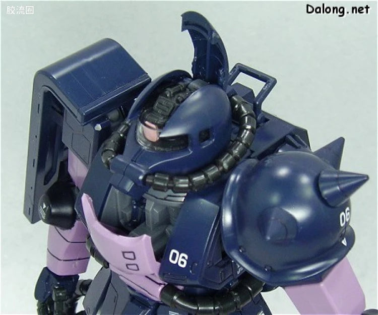 Bandai MG 1/100 MS-06R-1A Zaku II (Black Tri-Stars)