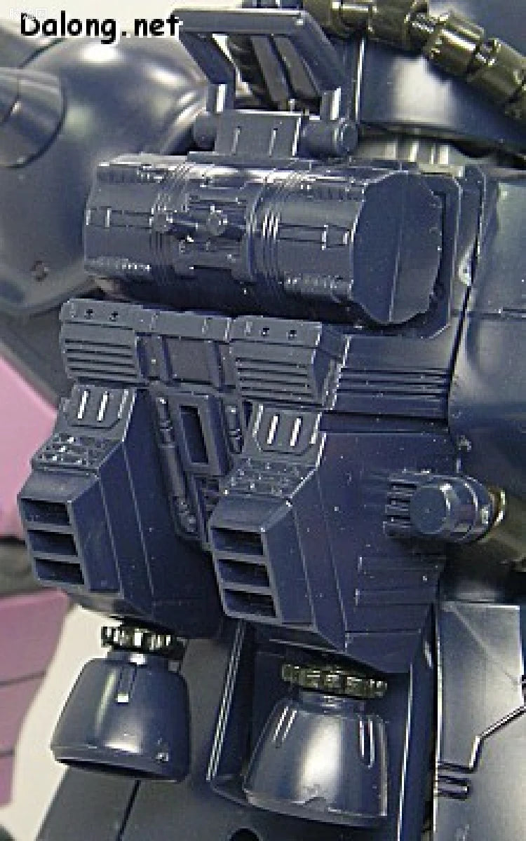 Bandai MG 1/100 MS-06R-1A Zaku II (Black Tri-Stars)