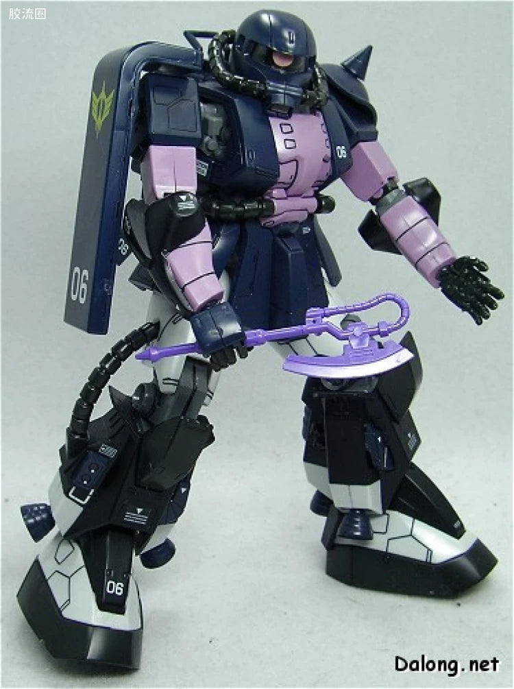 Bandai MG 1/100 MS-06R-1A Zaku II (Black Tri-Stars)