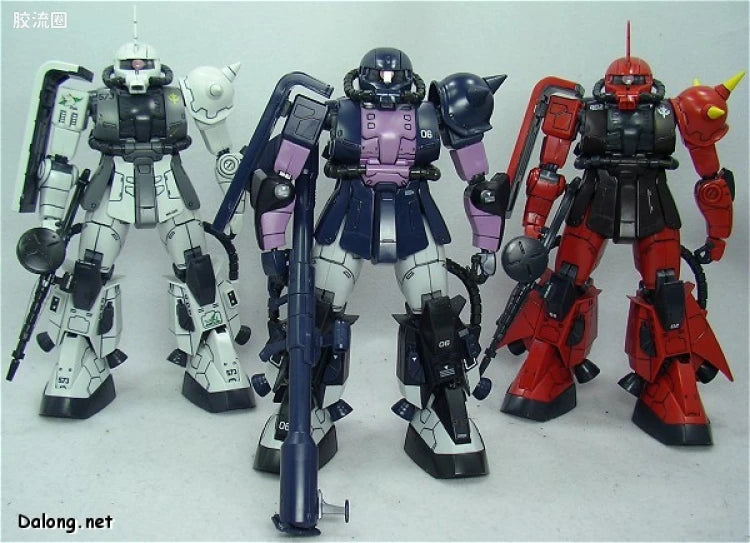 Bandai MG 1/100 MS-06R-1A Zaku II (Black Tri-Stars)