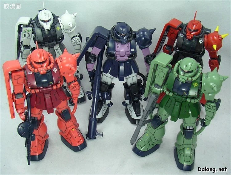 Bandai MG 1/100 MS-06R-1A Zaku II (Black Tri-Stars)