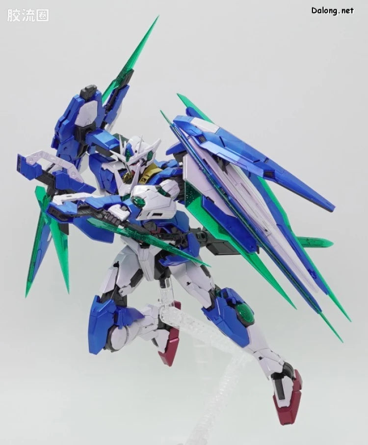 P-Bandai MG 1/100 00 Qan[T] Full Saber [Special Coating]
