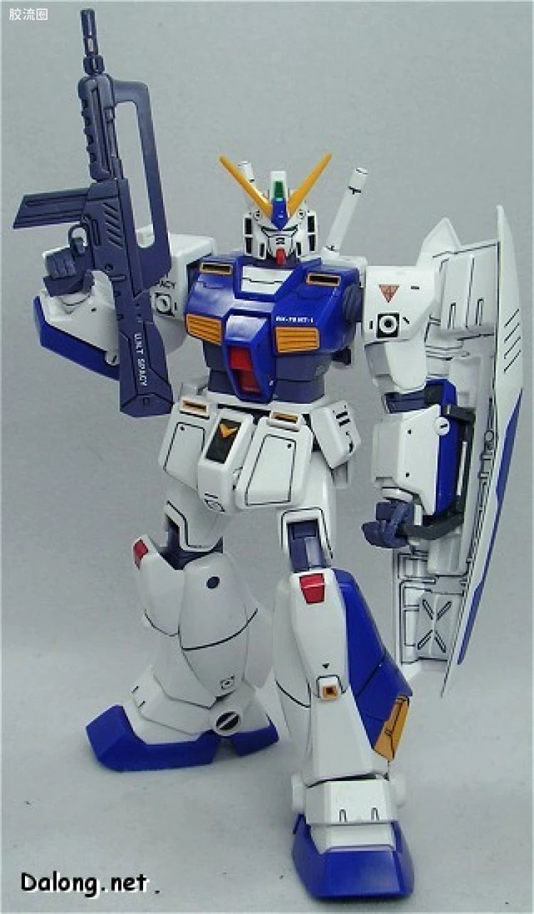 Bandai MG 1/100 RX-78NT-1 Gundam NT-1